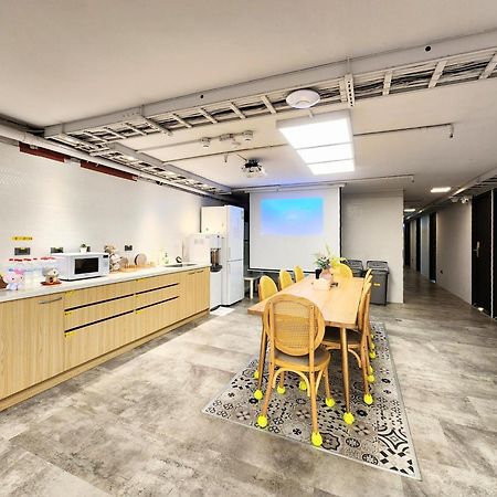 Just Live Hostel Тайбей Екстер'єр фото