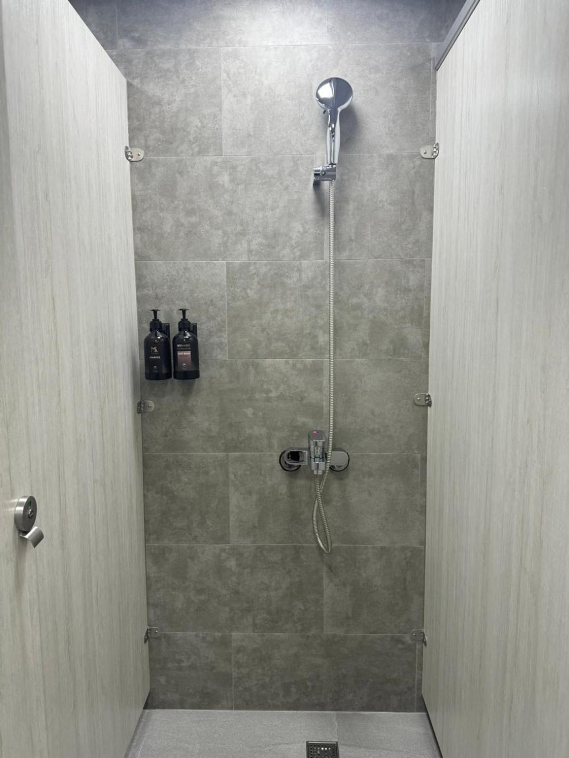 Just Live Hostel Тайбей Екстер'єр фото