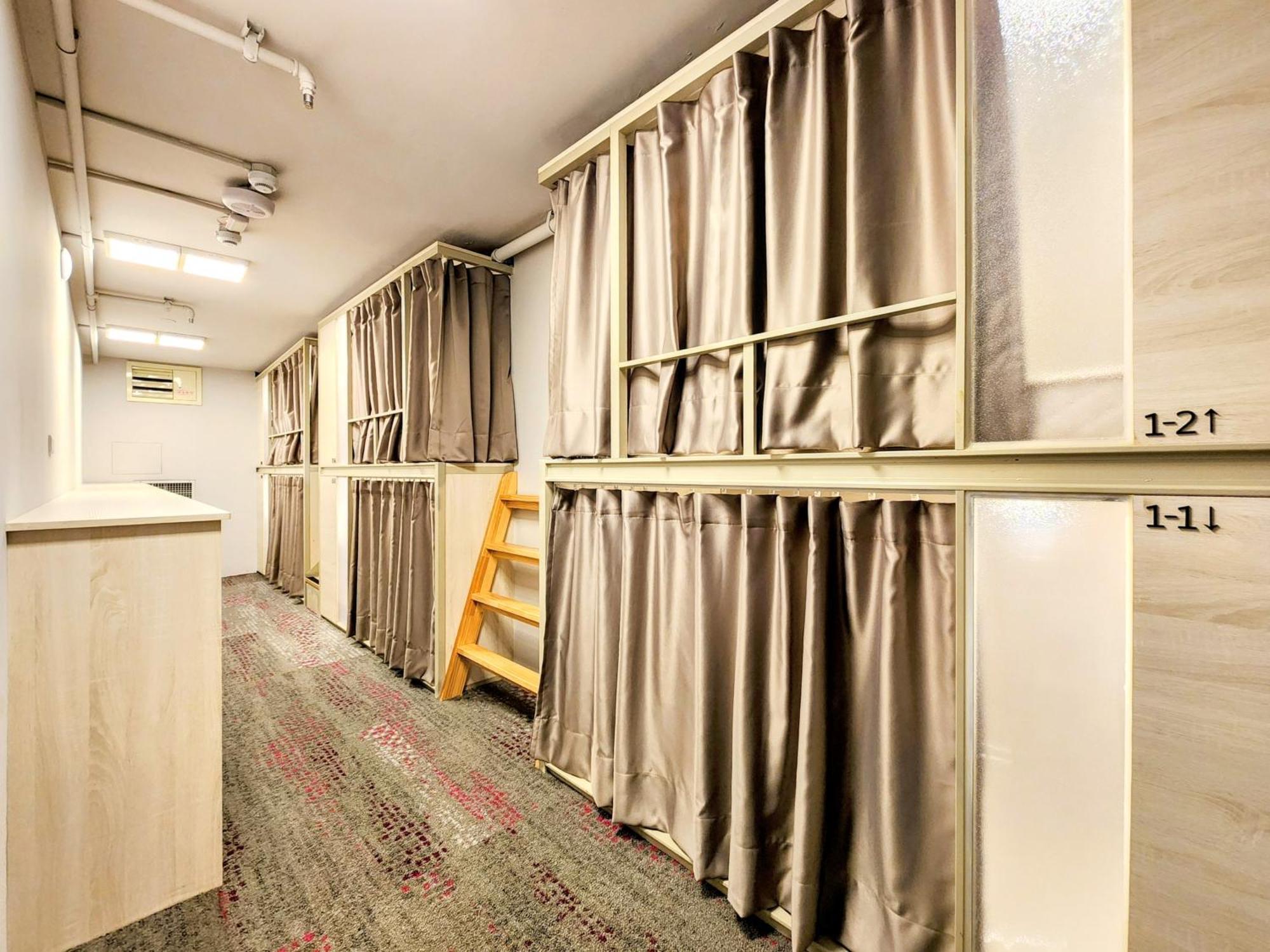 Just Live Hostel Тайбей Екстер'єр фото